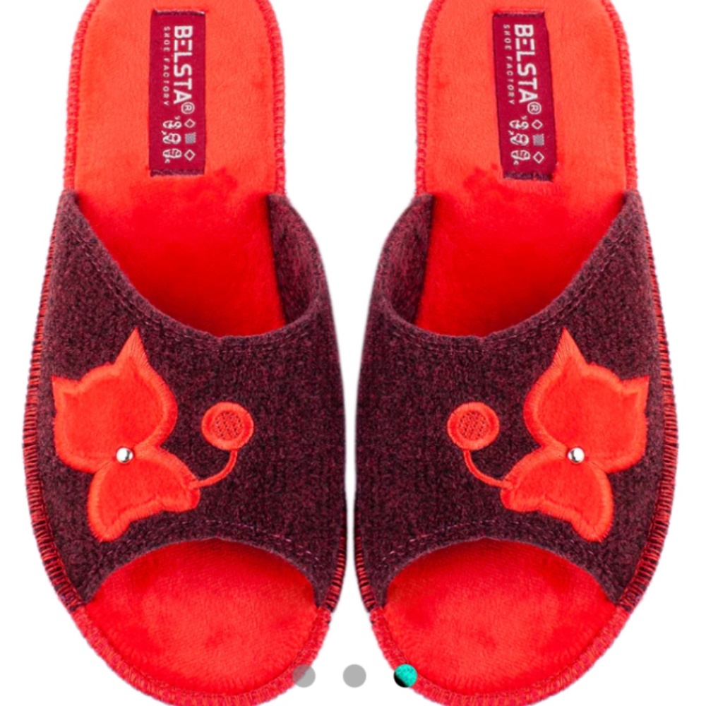 women's slippers